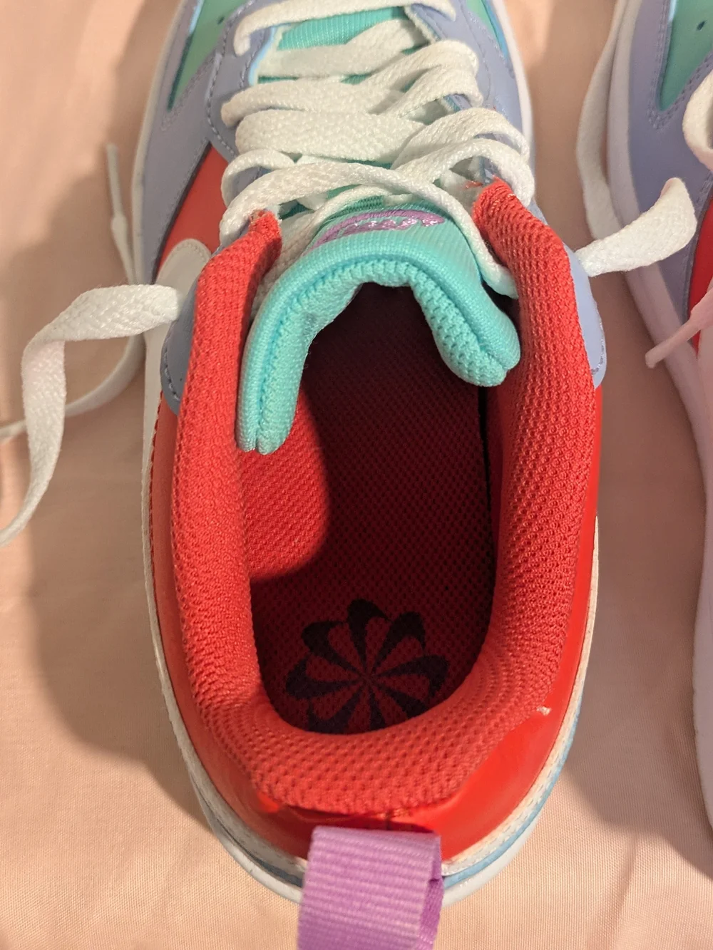 Nike $125 play mint